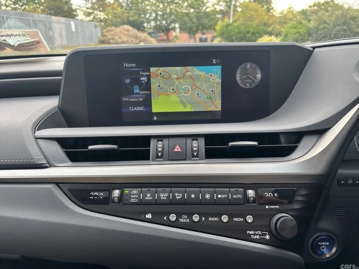 Lexus ES Saloon, Petrol Hybrid, 2019, Blue