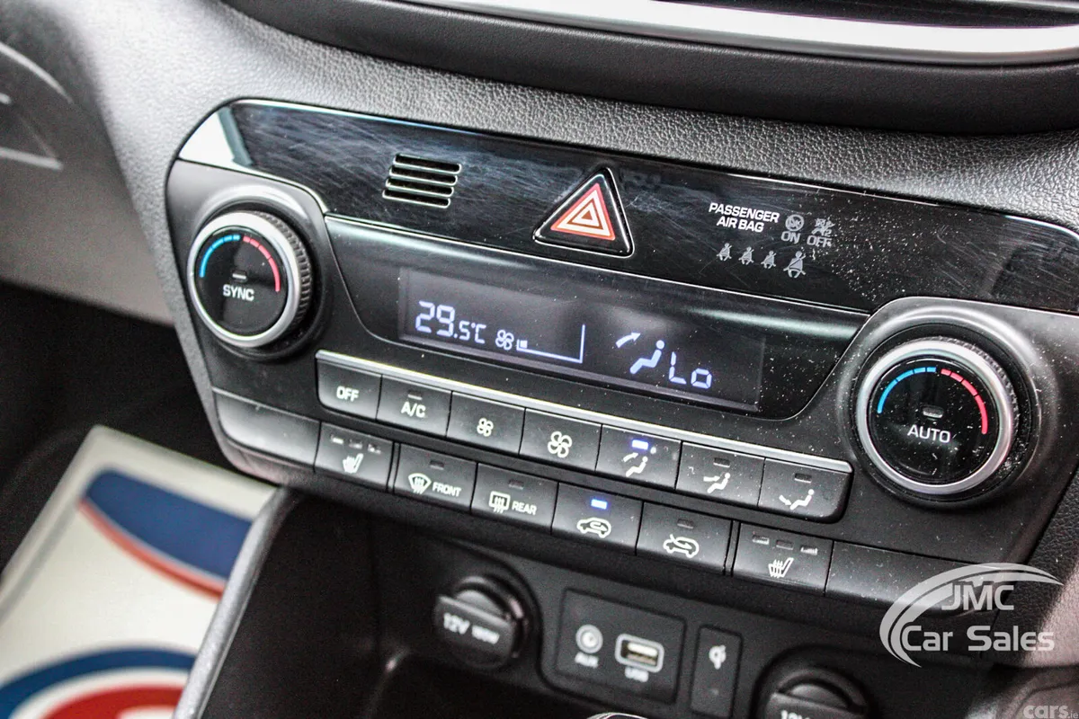 Hyundai Tucson SUV, Diesel, 2019, Brown