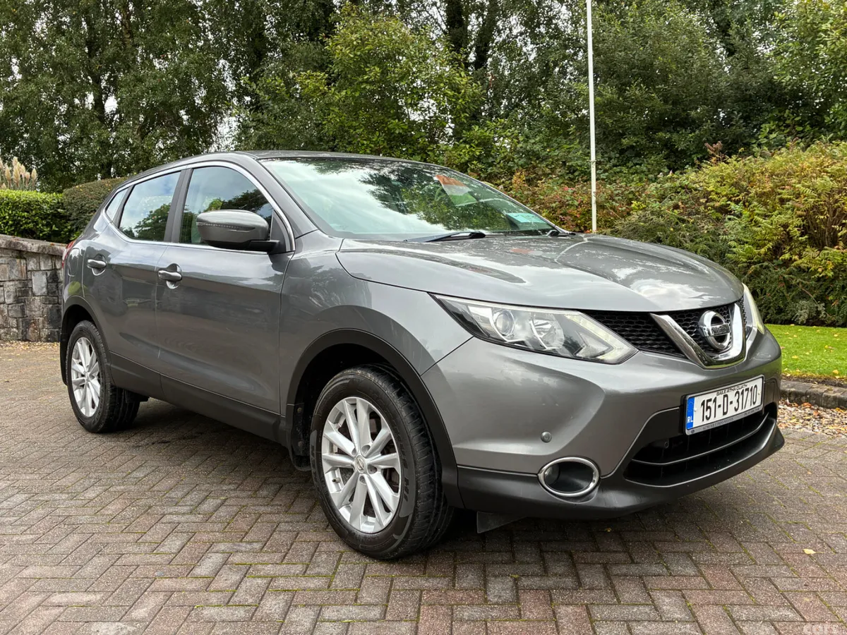 Nissan Qashqai Hatchback, Diesel, 2015, Grey