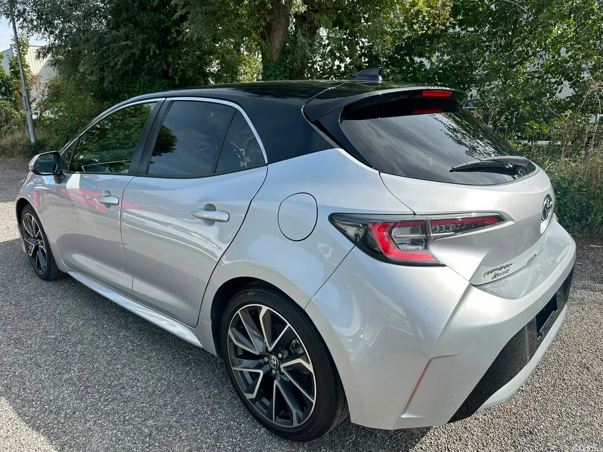 Toyota Corolla Hatchback, Petrol Hybrid, 2019, Silver