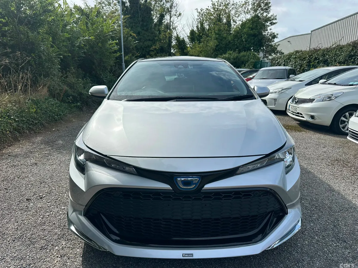 Toyota Corolla Hatchback, Petrol Hybrid, 2019, Silver