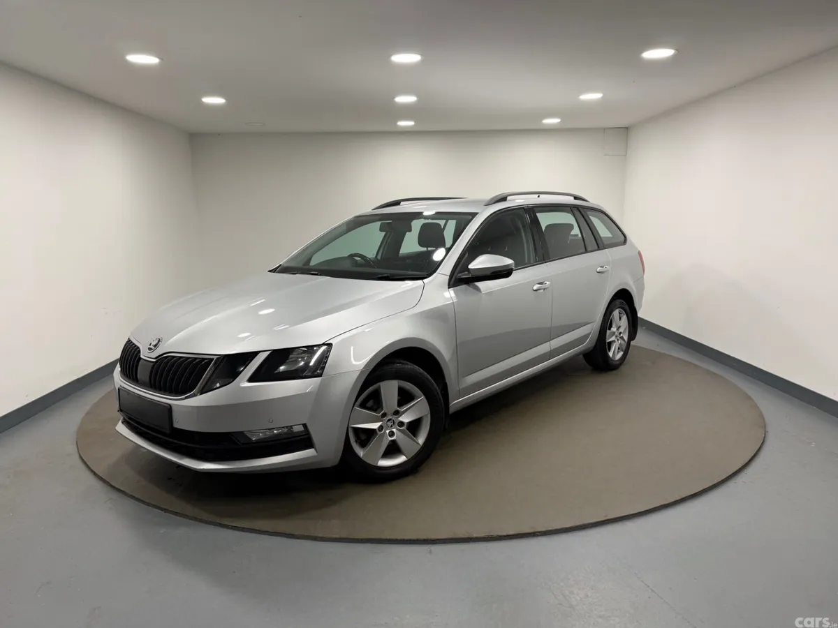 Skoda Octavia Estate, Diesel, 2018, Silver