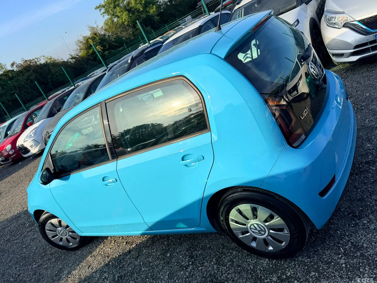 Volkswagen up! Hatchback, Petrol, 2017, Blue