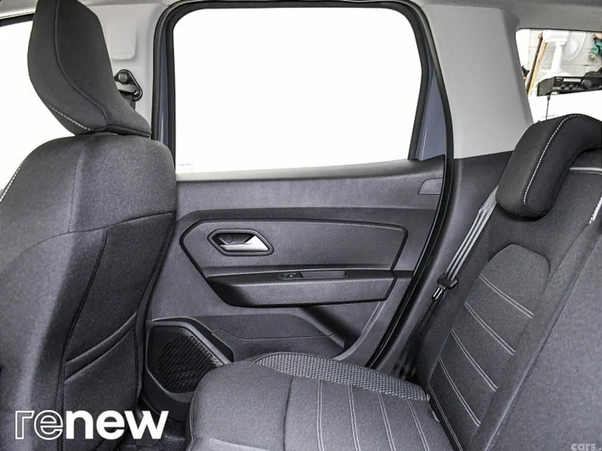 Dacia Duster SUV, Petrol, 2023, Grey