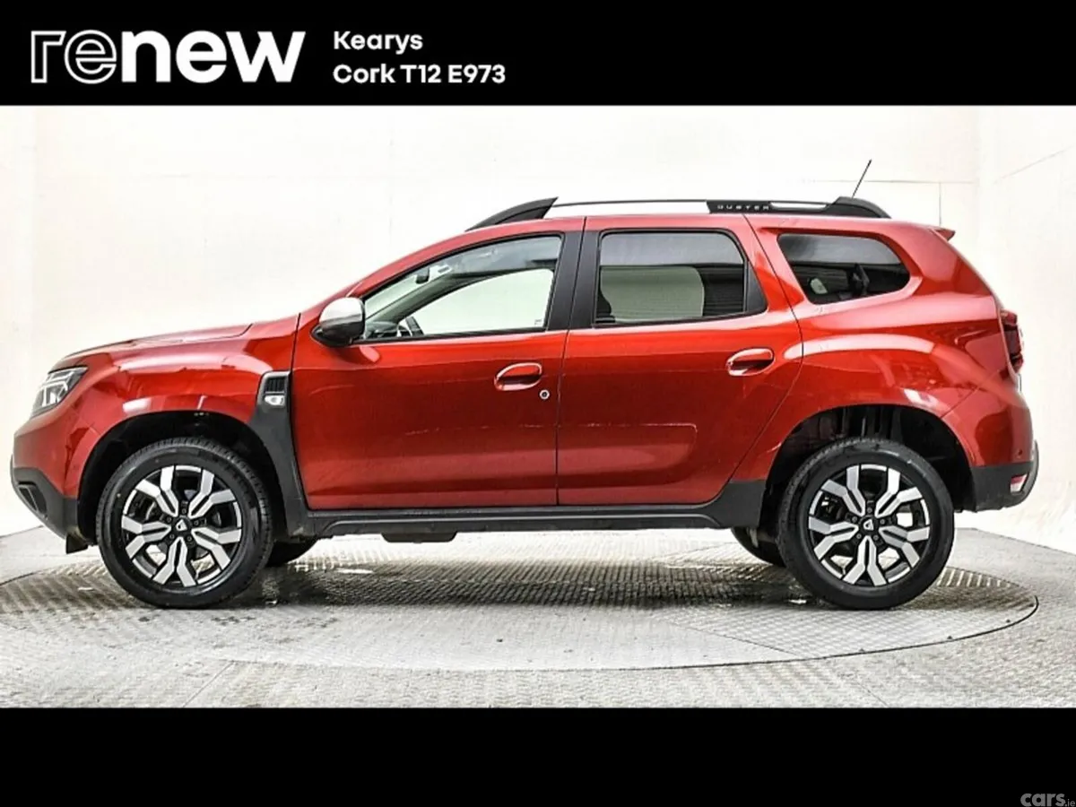 Dacia Duster SUV, Petrol, 2022, Red