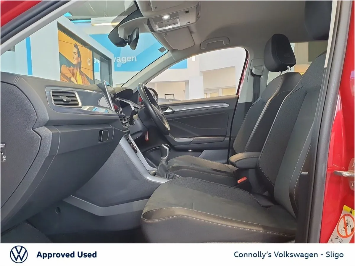 Volkswagen T-Roc SUV, Diesel, 2023, Red