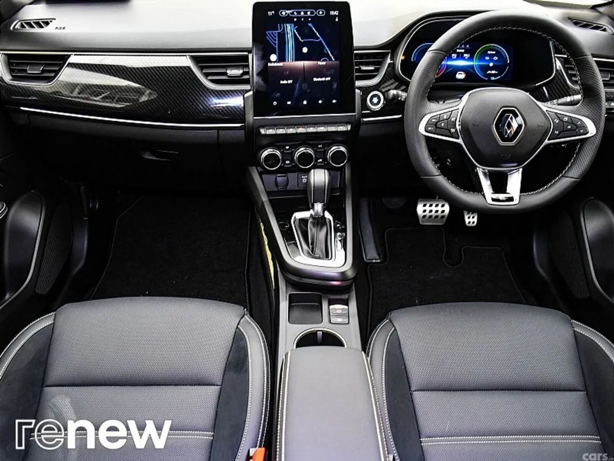 Renault Arkana SUV, Petrol Hybrid, 2023, White