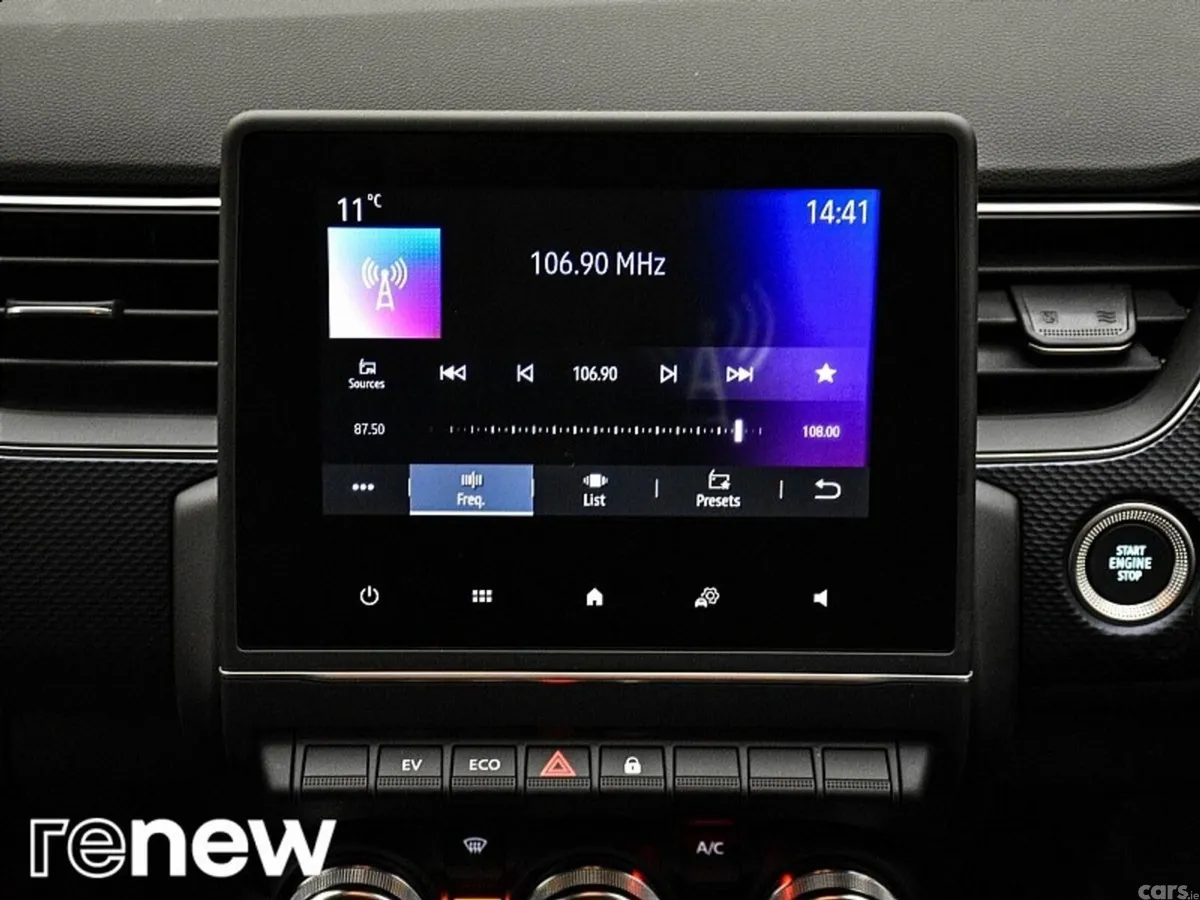 Renault Arkana SUV, Petrol, 2023, White