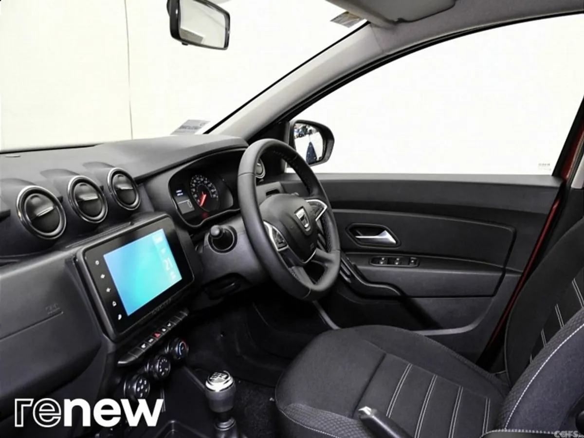 Dacia Duster SUV, Petrol, 2022, Red