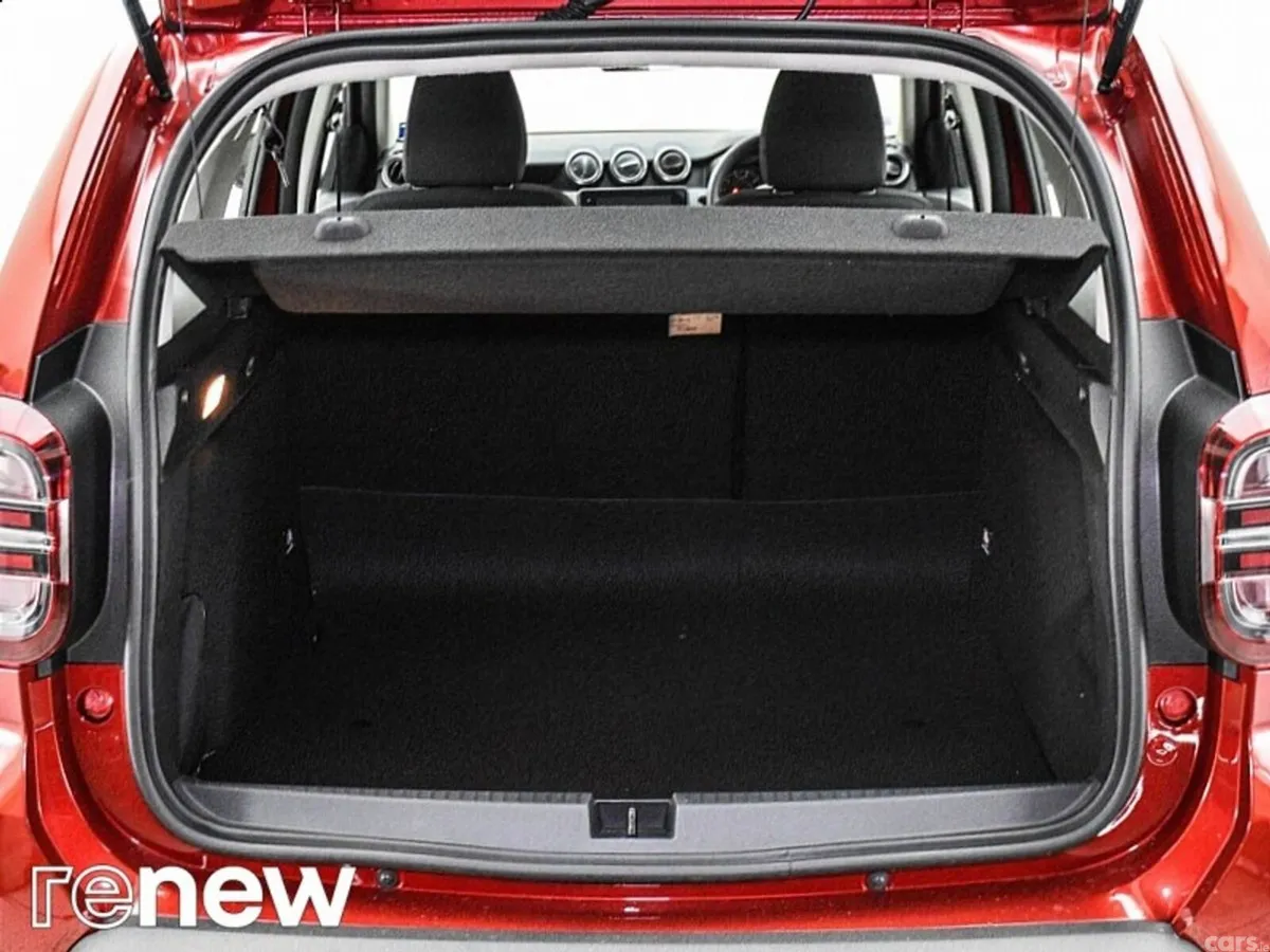 Dacia Duster SUV, Petrol, 2022, Red