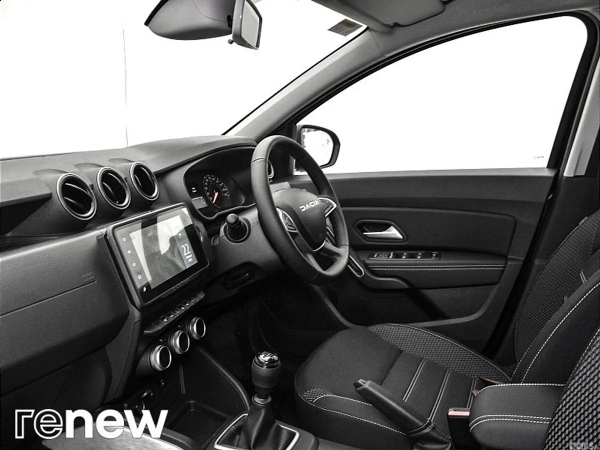 Dacia Duster SUV, Petrol, 2023, Grey