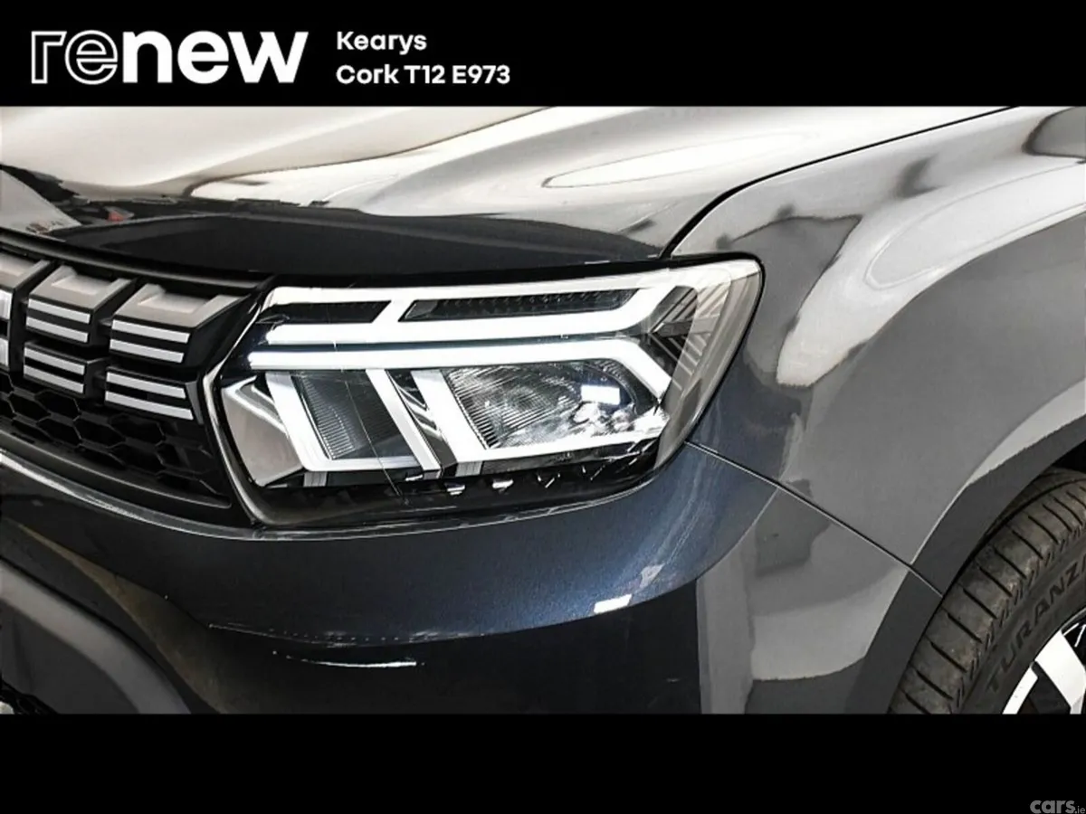 Dacia Duster SUV, Petrol, 2023, Grey
