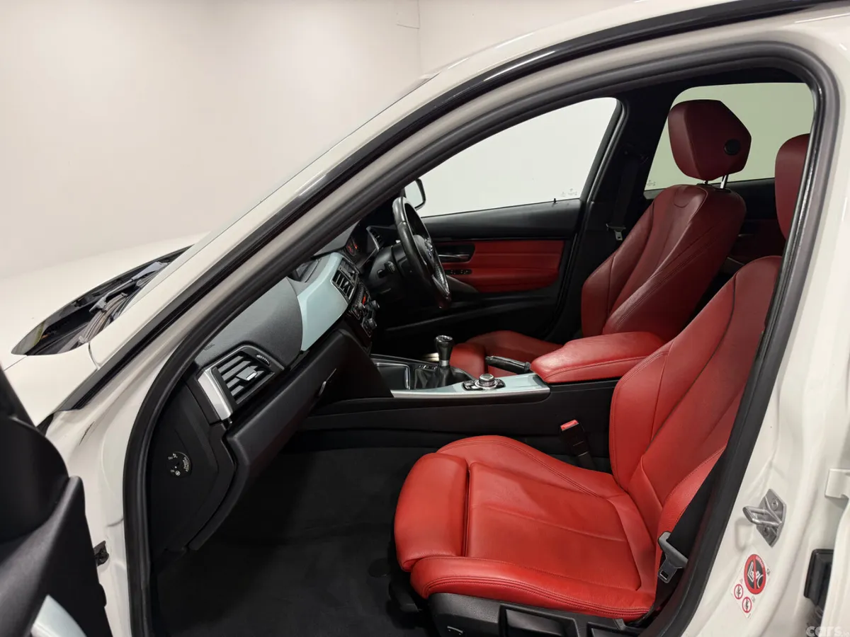 BMW 3-Series Saloon, Diesel, 2016, White