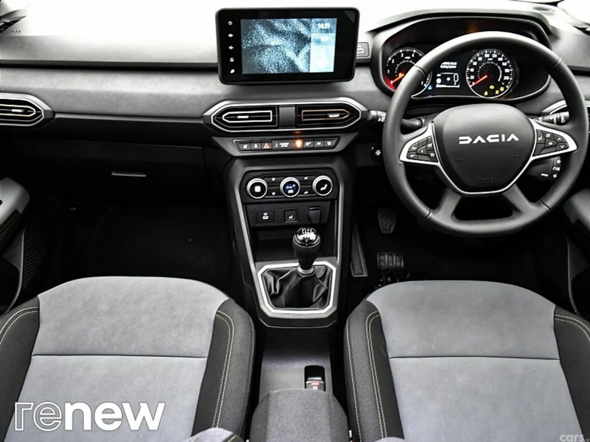 Dacia Sandero Stepway SUV, Petrol, 2024, Grey