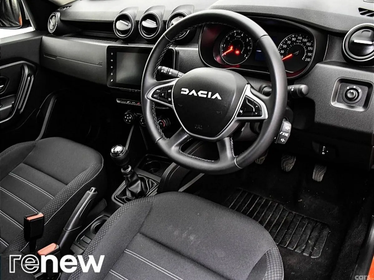 Dacia Duster SUV, Petrol, 2024, Orange