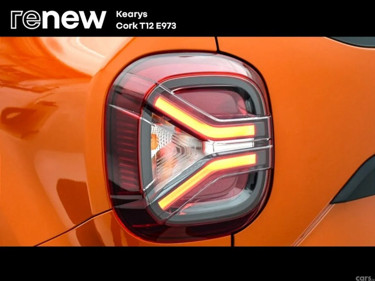 Dacia Duster SUV, Petrol, 2024, Orange