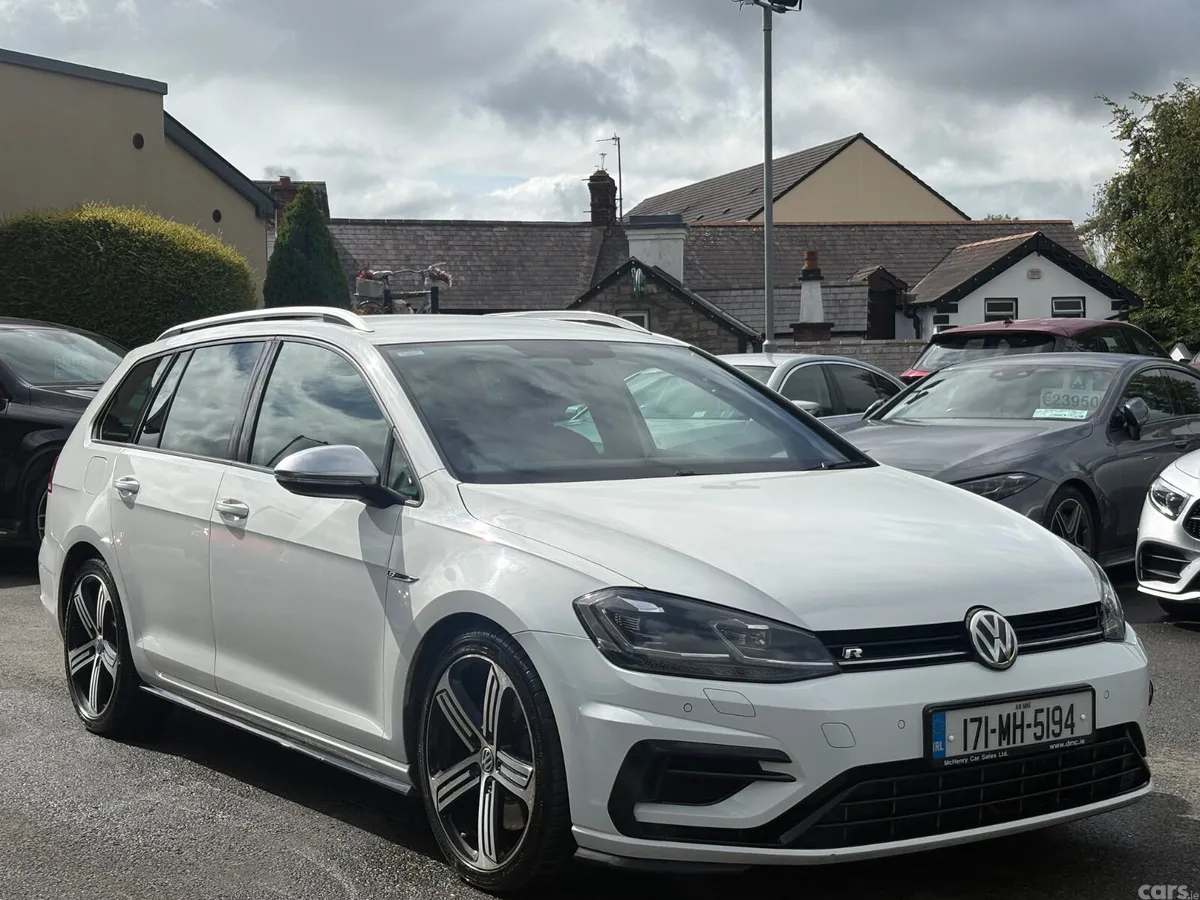 Volkswagen Golf Estate, Petrol, 2017, White