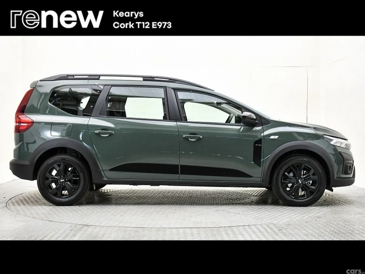 Dacia Jogger SUV, Petrol, 2024, Grey