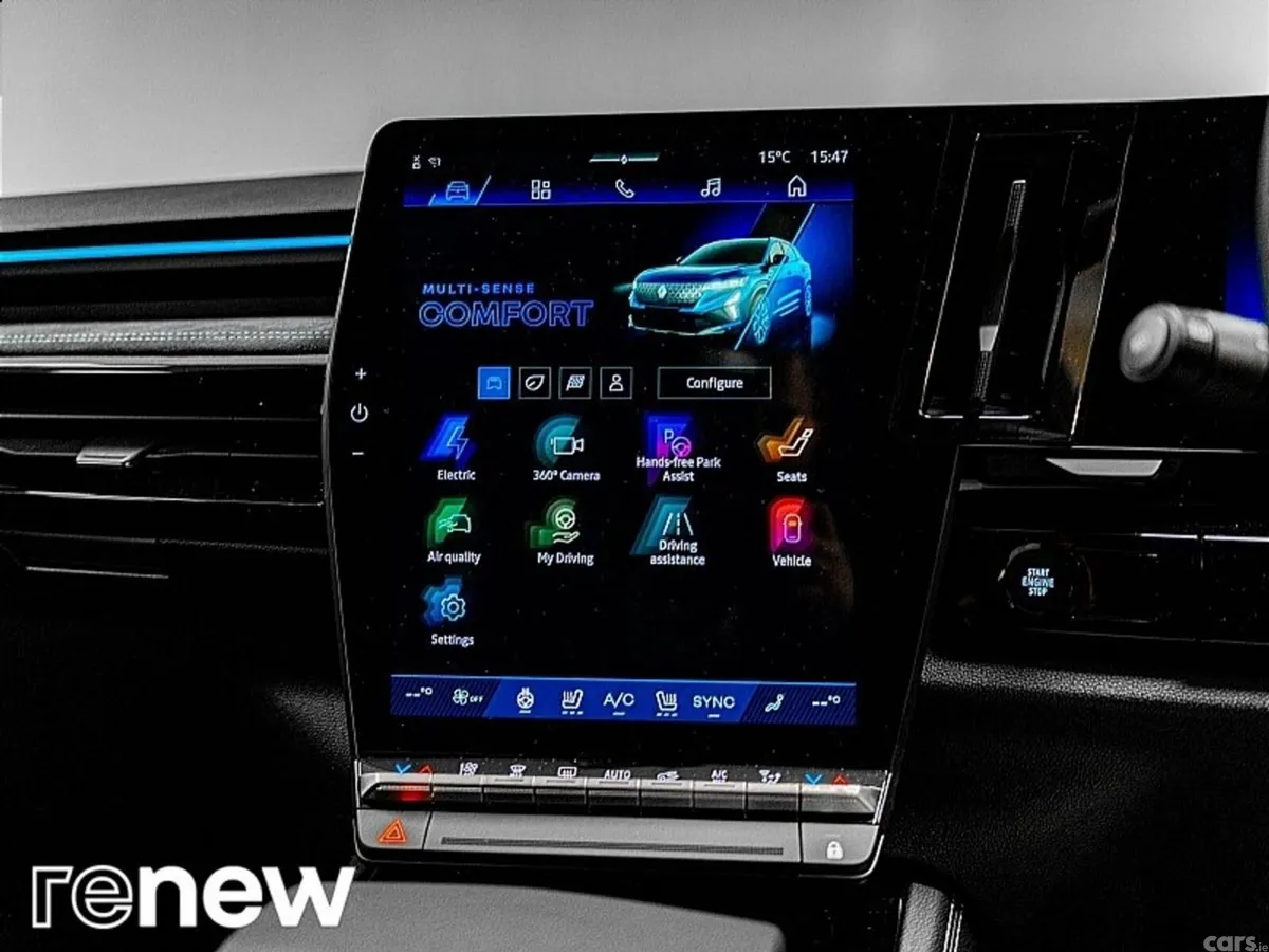 Renault Austral SUV, Petrol Hybrid, 2026, Blue