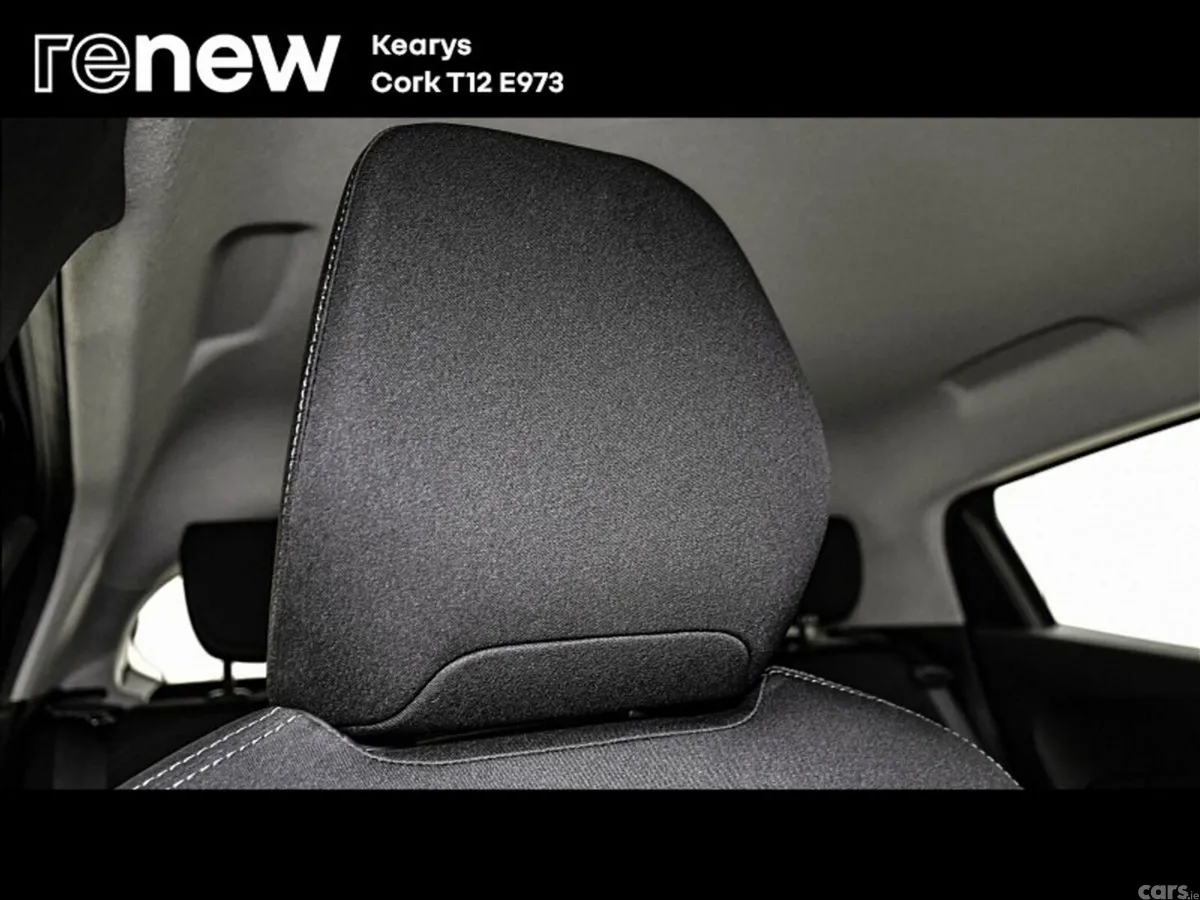 Renault Clio Hatchback, Petrol, 2022, Blue