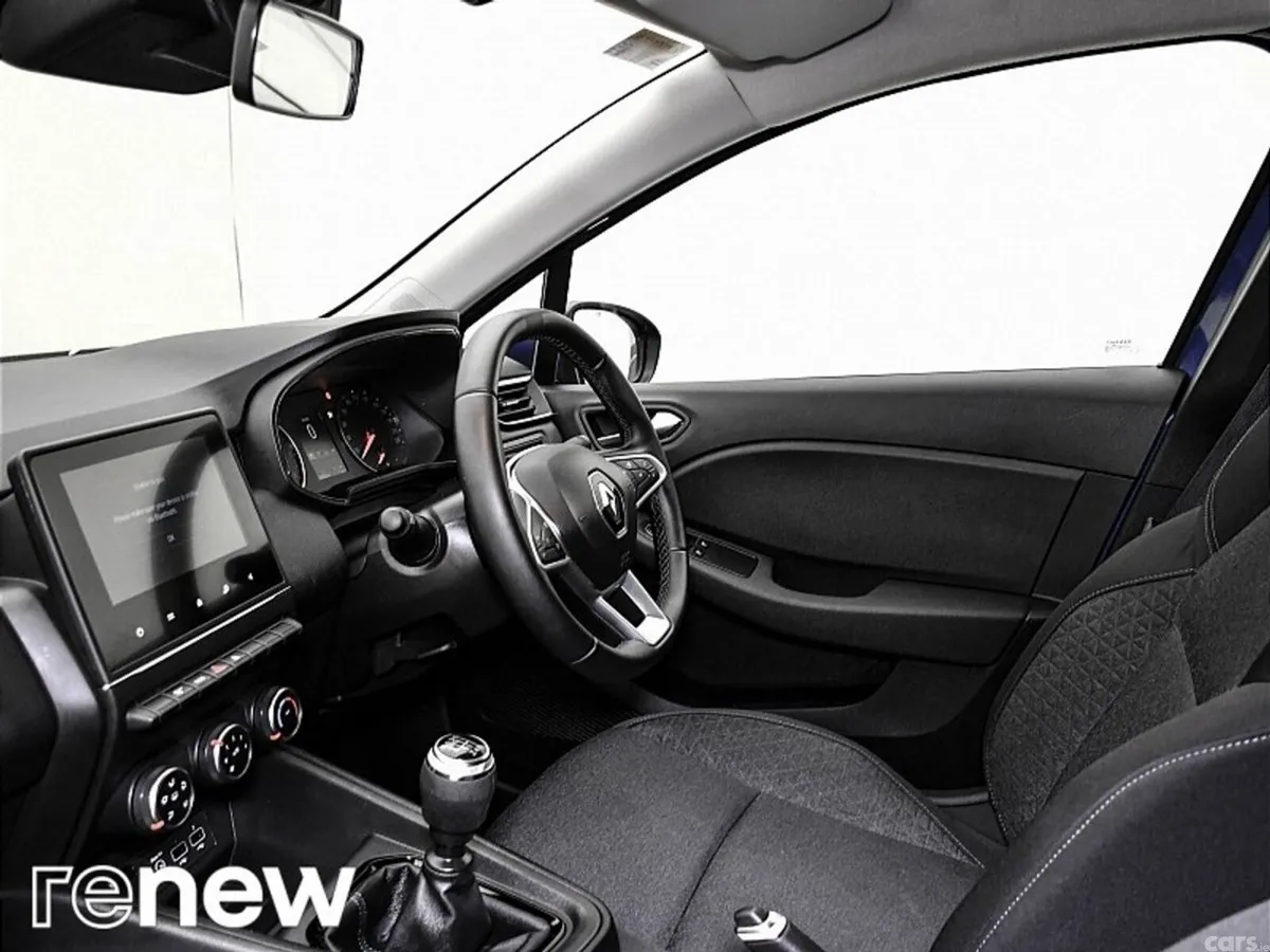 Renault Clio Hatchback, Petrol, 2022, Blue