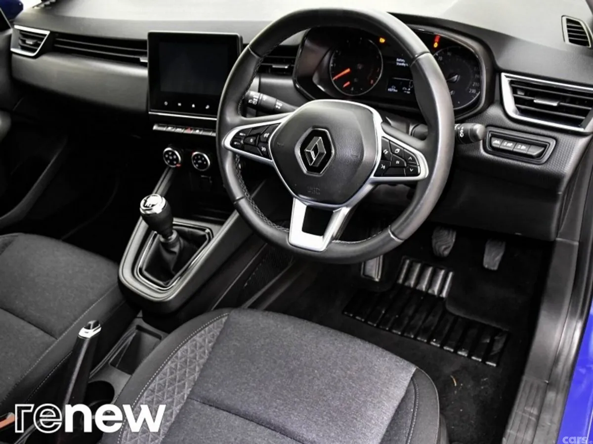 Renault Clio Hatchback, Petrol, 2022, Blue