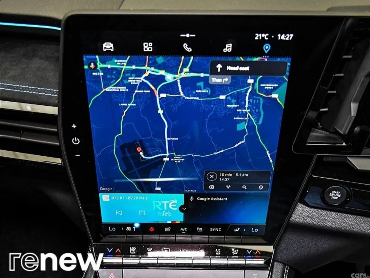 Renault Austral SUV, Petrol Hybrid, 2023, Red
