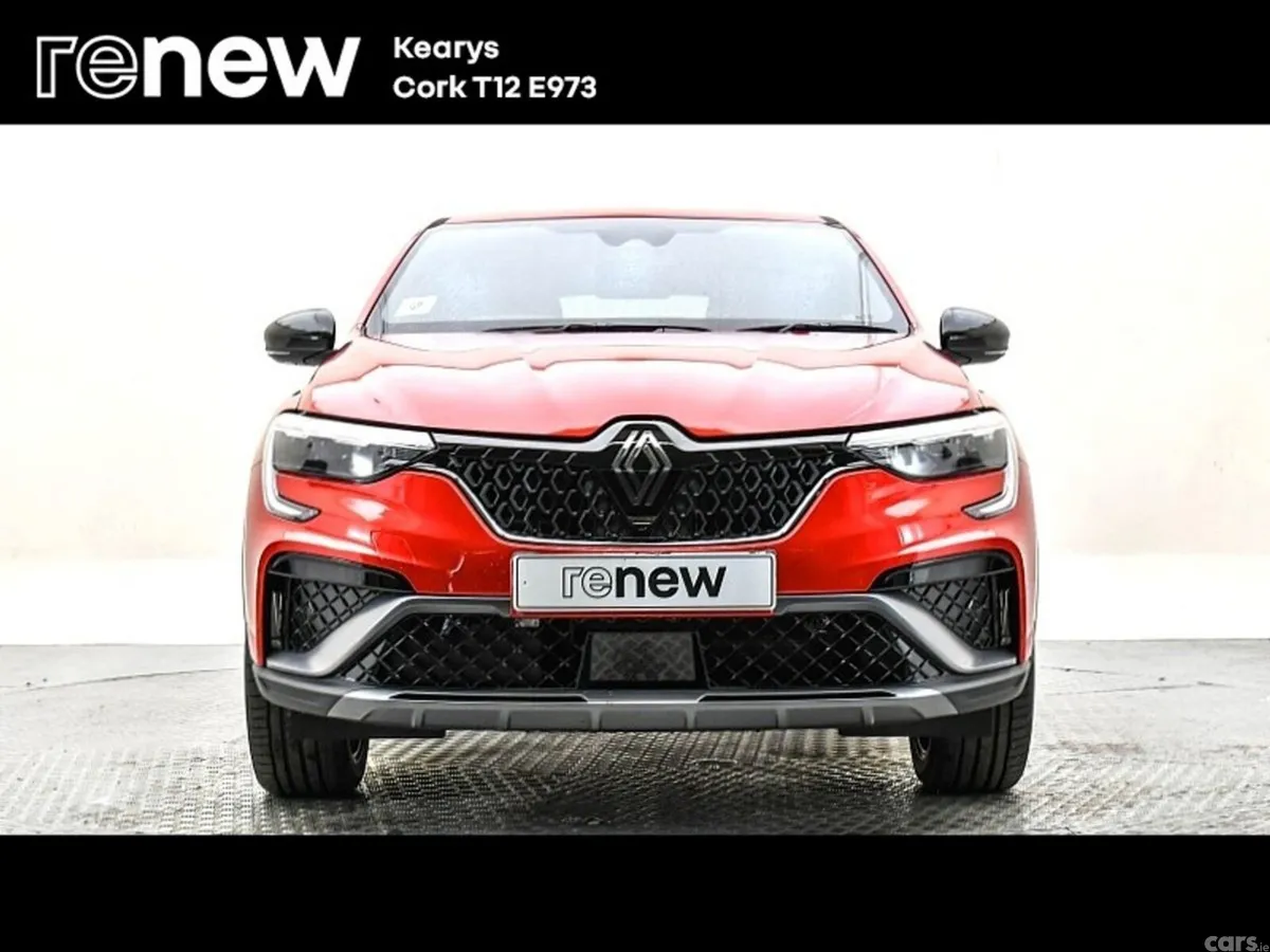 Renault Arkana SUV, Petrol, 2024, Red