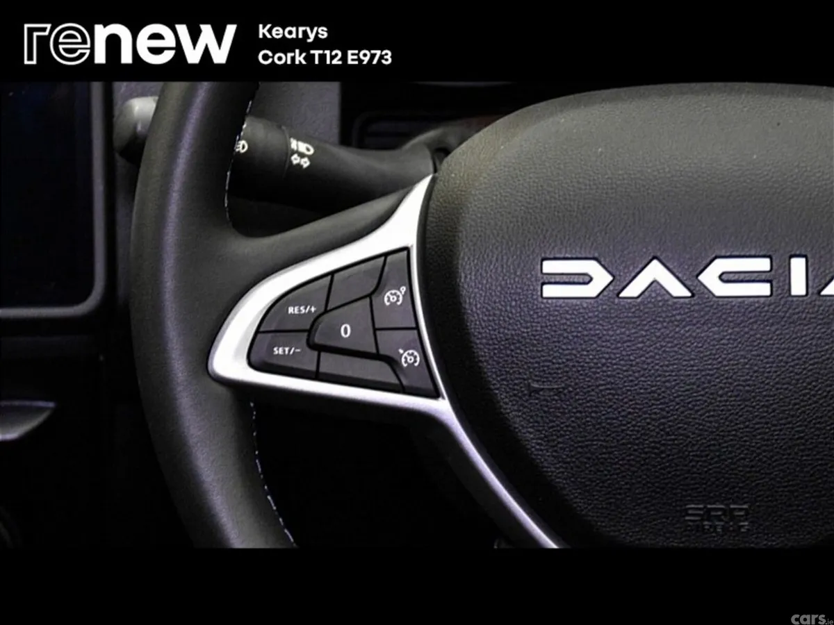 Dacia Duster SUV, Petrol, 2024, Black