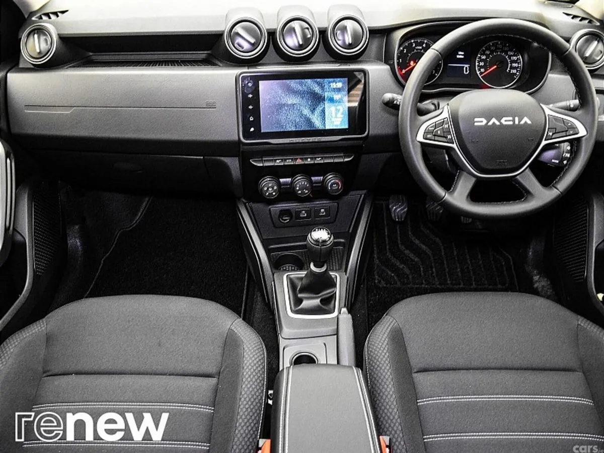 Dacia Duster SUV, Petrol, 2024, Black