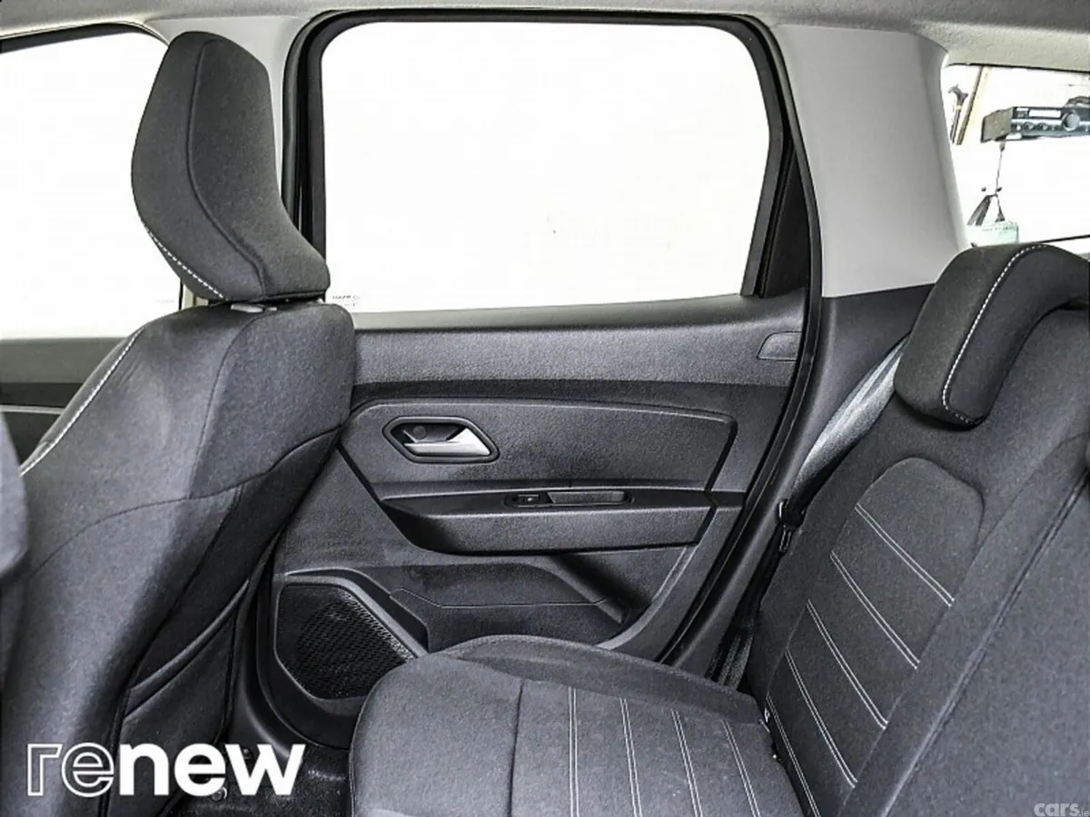 Dacia Duster SUV, Petrol, 2024, Black