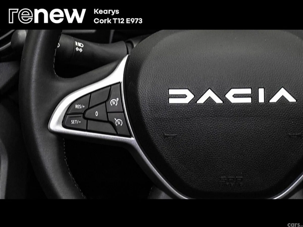 Dacia Jogger MPV, Petrol, 2023, Grey