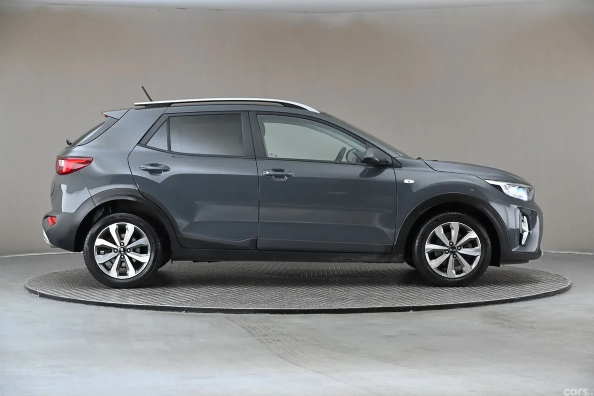 Kia Stonic SUV, Petrol, 2021, Grey
