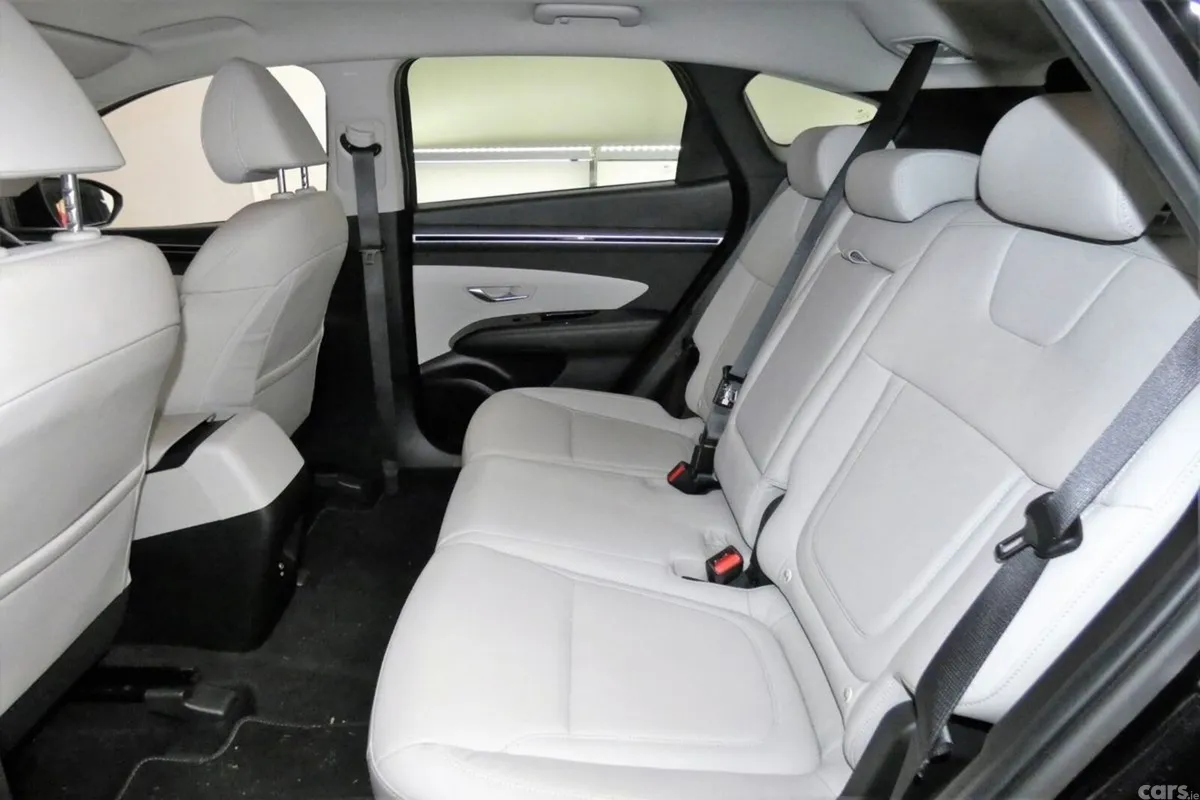 Hyundai Tucson SUV, Diesel, 2023, Grey