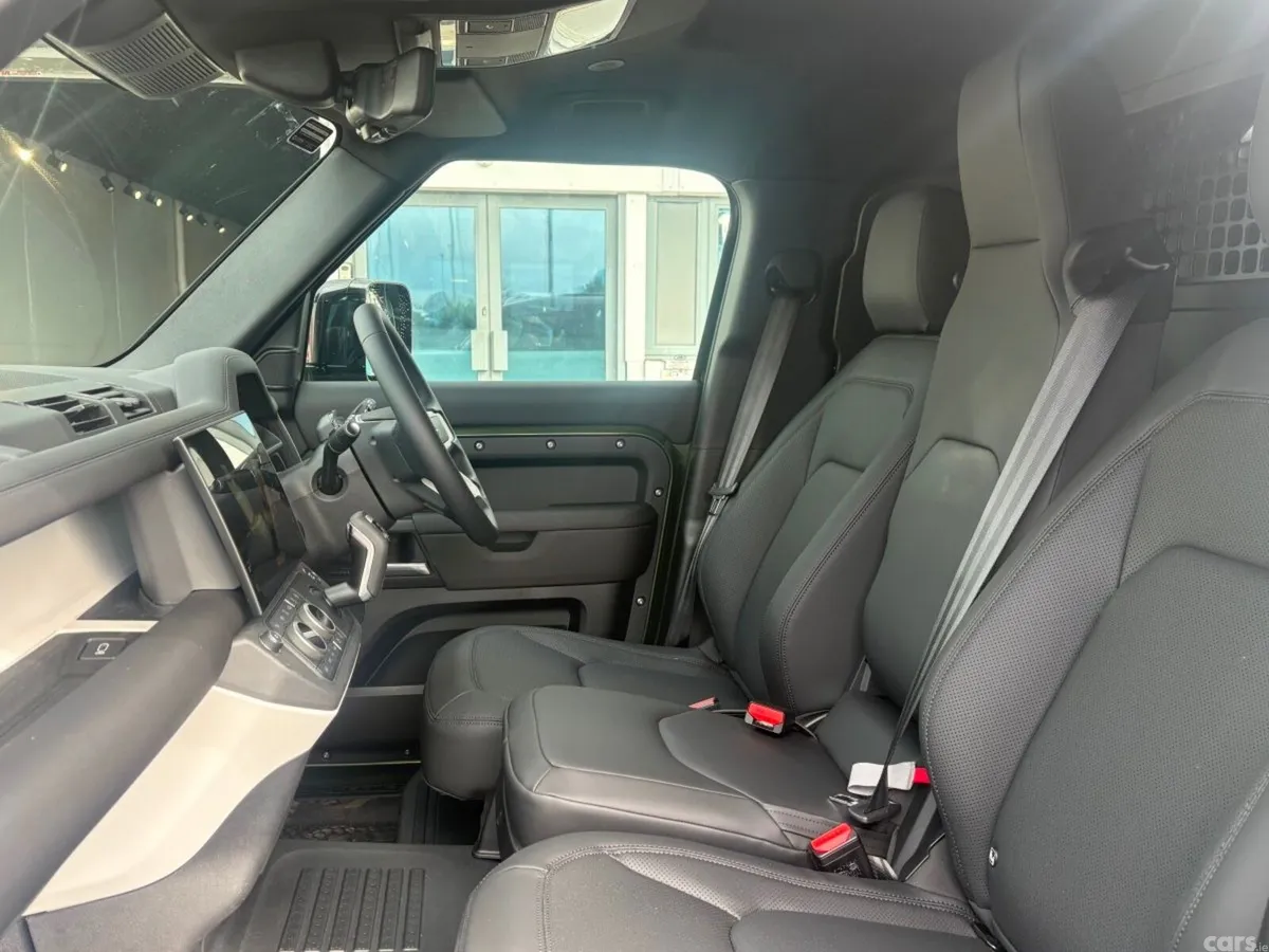 Land Rover Defender SUV, Diesel, 2026, Green