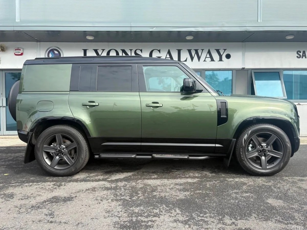 Land Rover Defender SUV, Diesel, 2026, Green
