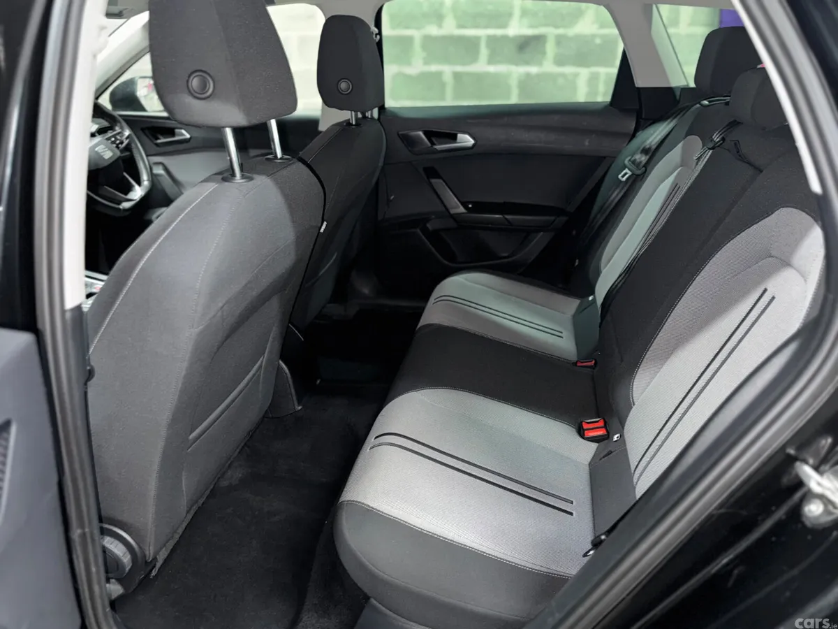 SEAT Leon Estate, Diesel, 2021, Black