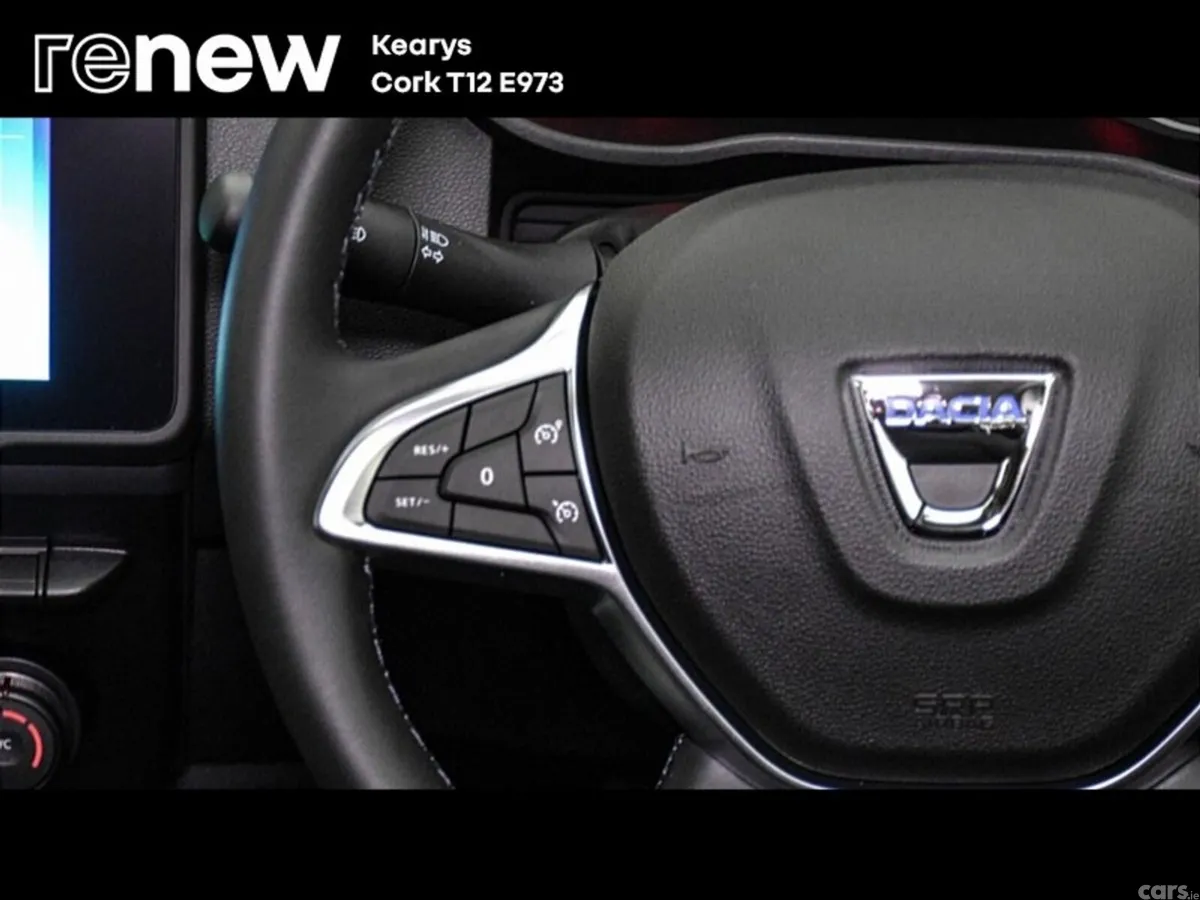 Dacia Duster SUV, Petrol, 2022, Grey