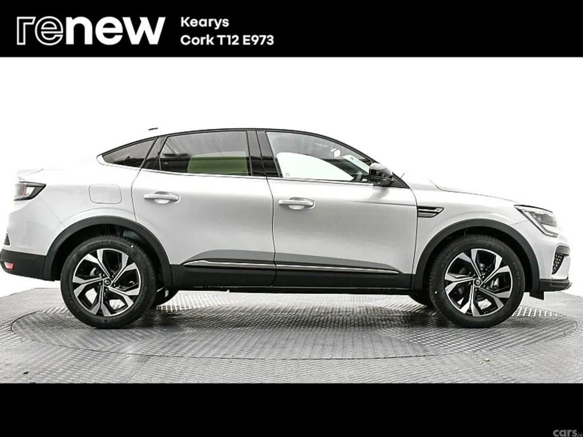 Renault Arkana SUV, Petrol Hybrid, 2025, White