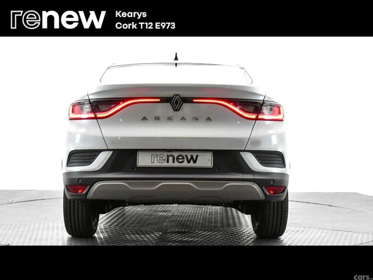 Renault Arkana SUV, Petrol Hybrid, 2025, White
