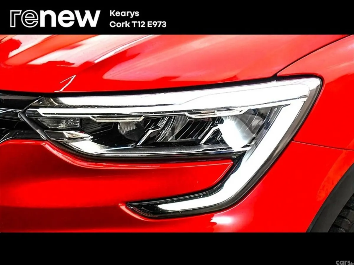 Renault Arkana SUV, Petrol Hybrid, 2023, Red
