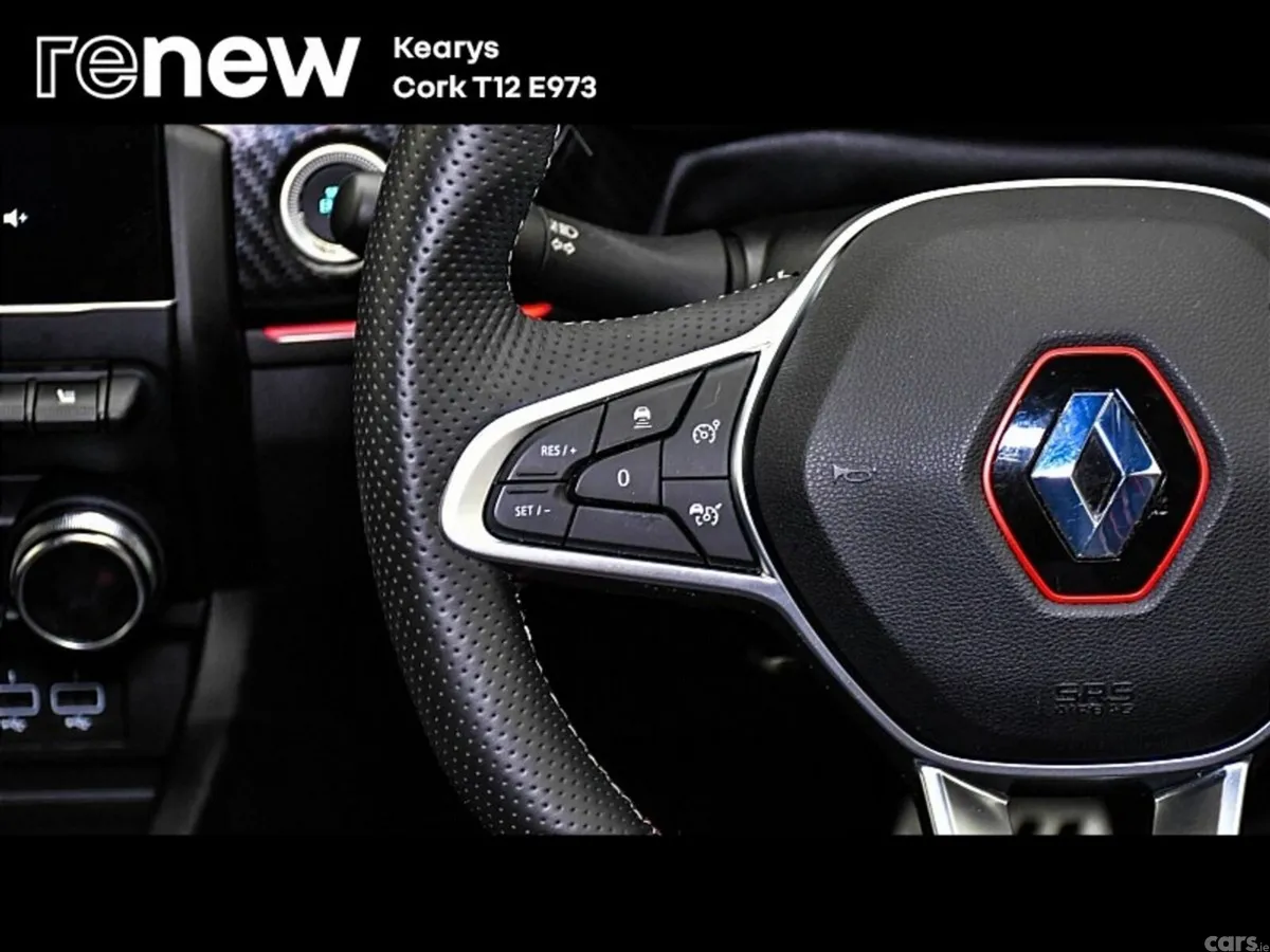 Renault Arkana SUV, Petrol Hybrid, 2023, Red