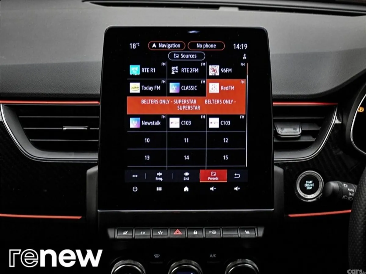 Renault Arkana SUV, Petrol Hybrid, 2023, Red
