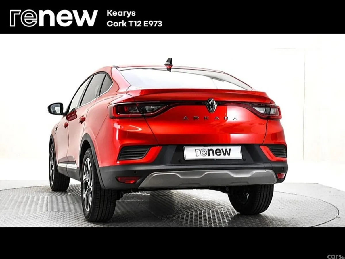 Renault Arkana SUV, Petrol, 2023, Red