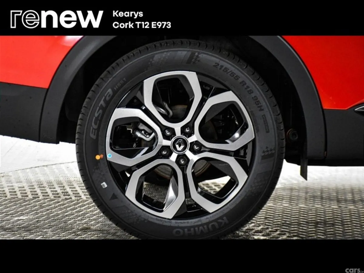 Renault Arkana SUV, Petrol, 2023, Red