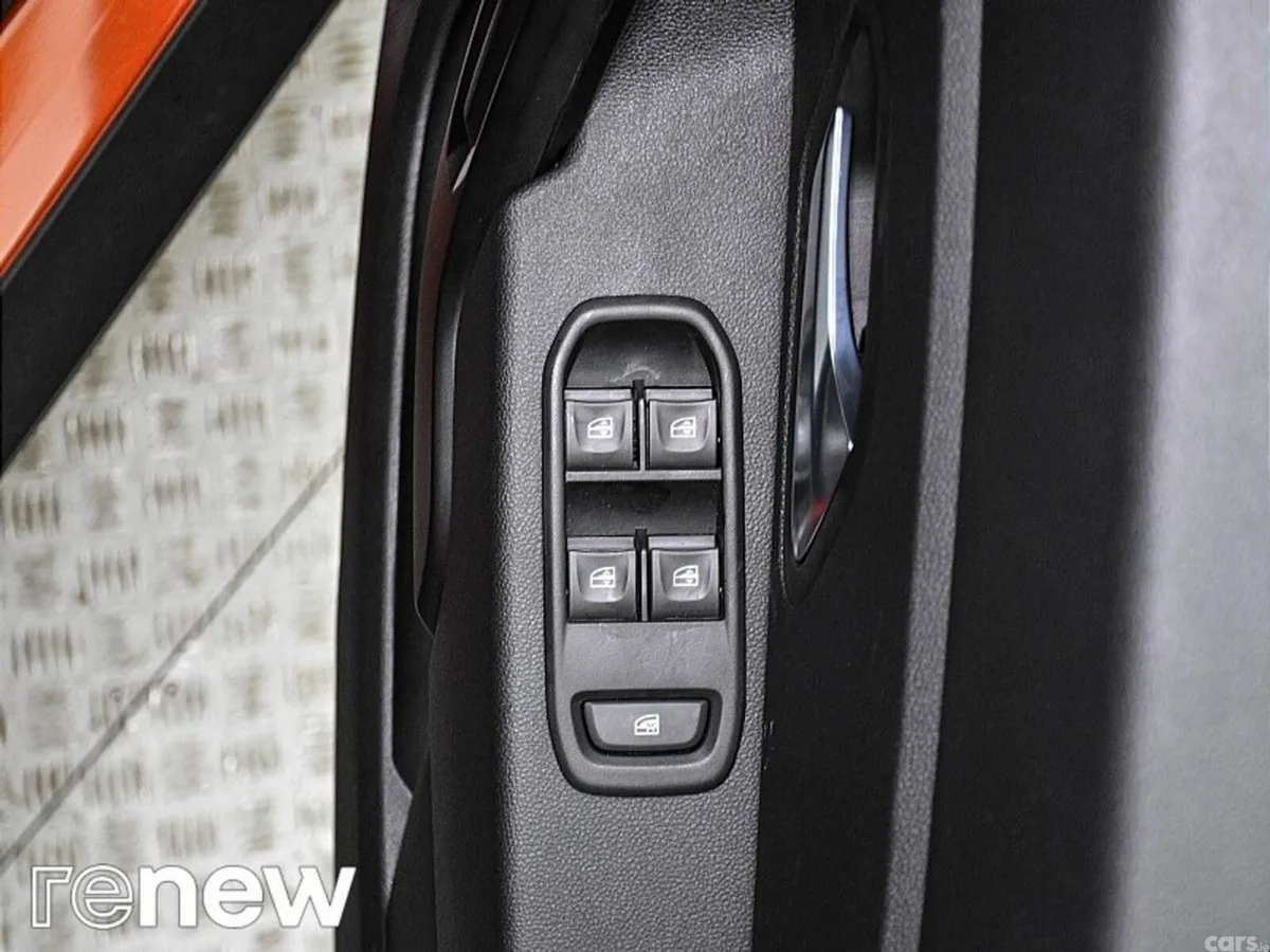 Dacia Duster SUV, Diesel, 2022, Orange