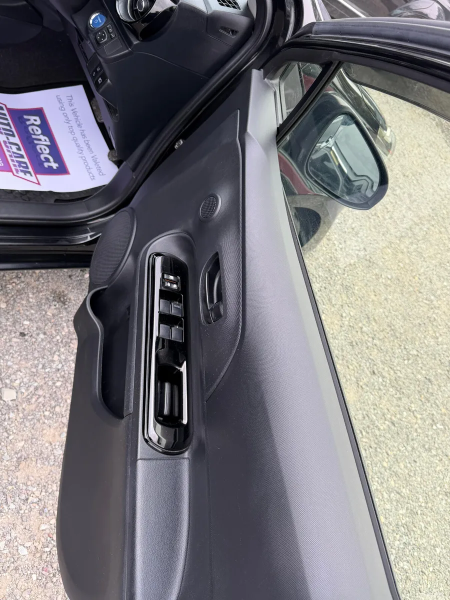 Toyota Aqua Hatchback, Petrol Hybrid, 2018, Black