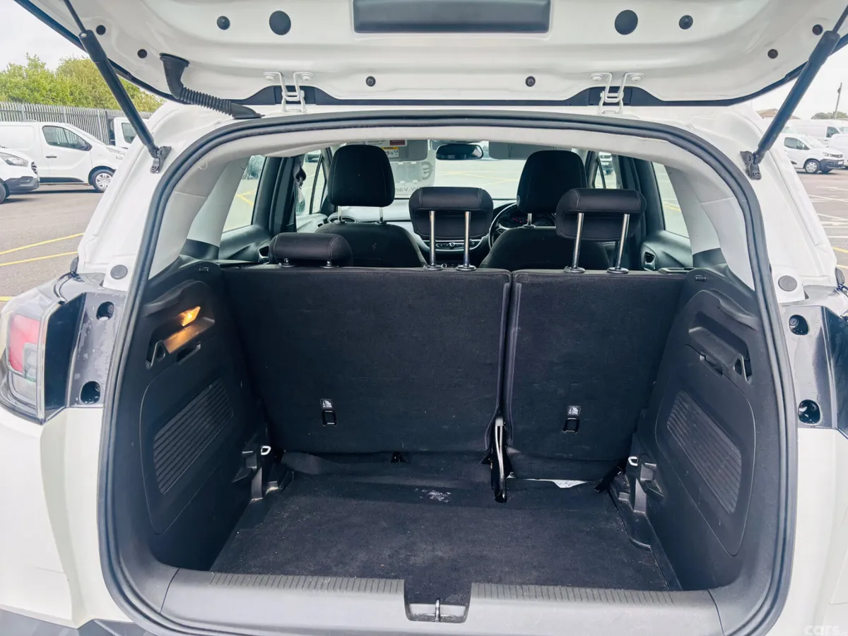 Opel Crossland SUV, Diesel, 2022, White