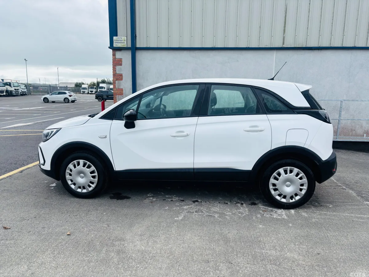 Opel Crossland SUV, Diesel, 2022, White