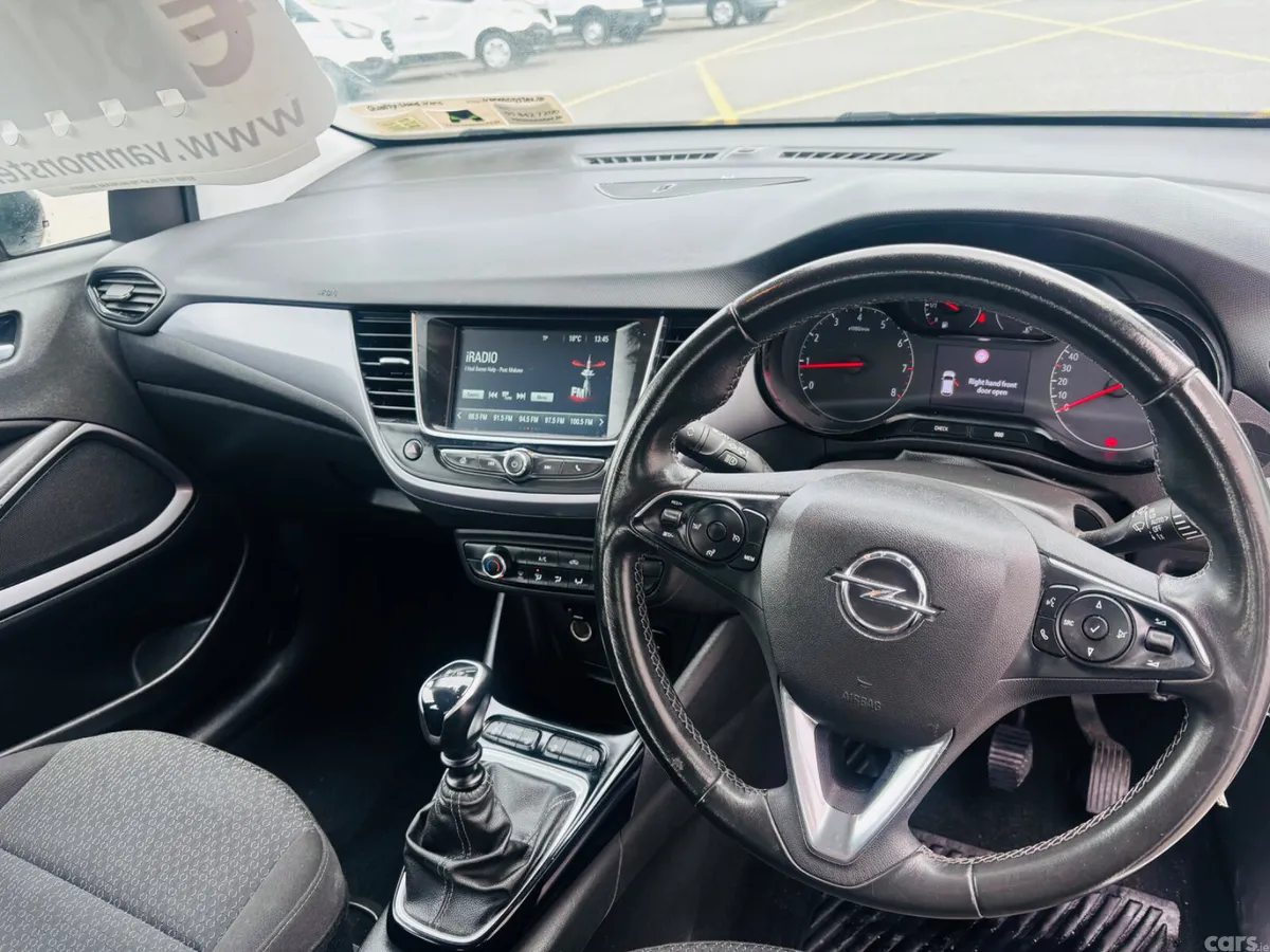 Opel Crossland SUV, Diesel, 2022, White